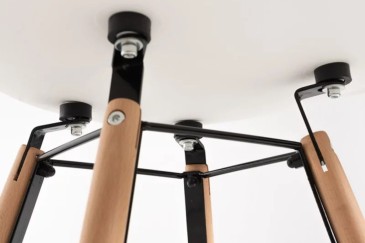Conjunto de 6 cadeiras de design brancas