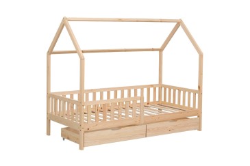 Original cama infantil de color roble con forma de cabaña