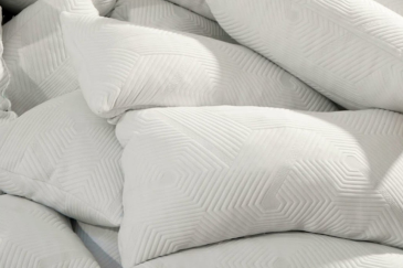 Almofada PLUS de fibra, 90 cm e 15 cm de altura