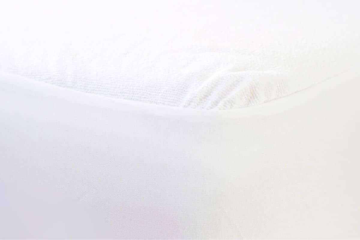 Protector Colchón RIZO Impermeable 135 CM